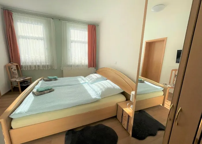 Zur Henne Hotel Schmiedefeld am Rennsteig