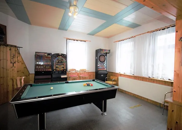 Zur Henne * Schmiedefeld am Rennsteig